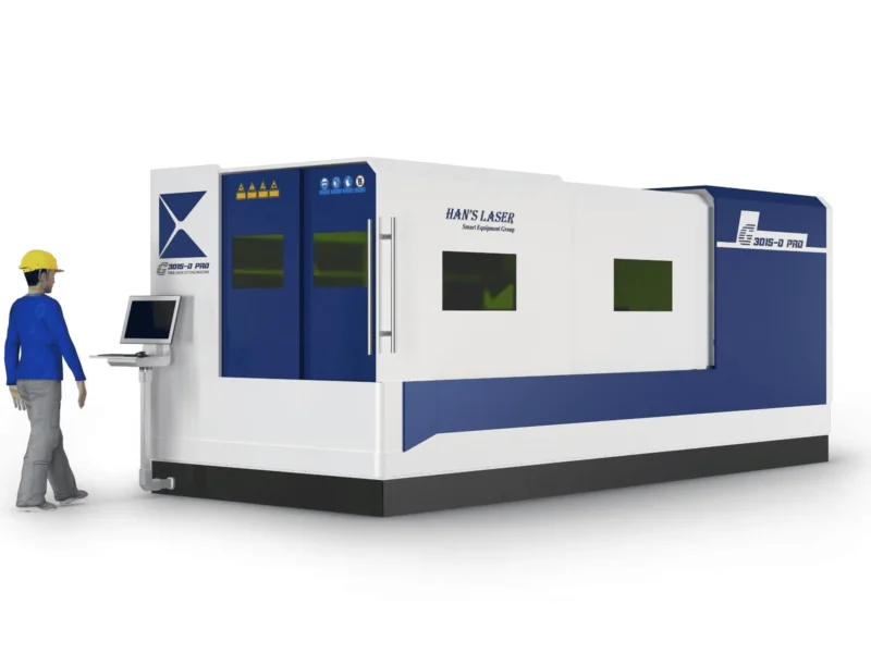 Верстат лазерного різання листового металу Hans Laser G3015-O Pro біло-синього кольору із оператором біля пульта керування