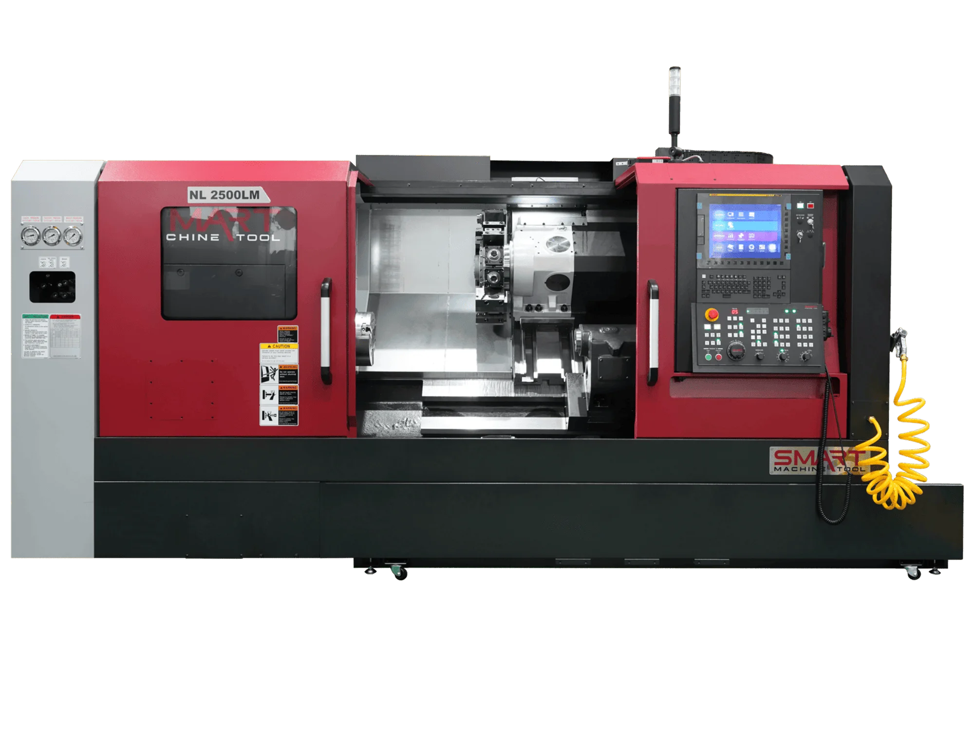 Токарний обробний центр з ЧПК SMART Machine Tool NL 2500LM у червоно-чорному корпусі з відкритою робочою зоною, шпинделем та стійкою керування