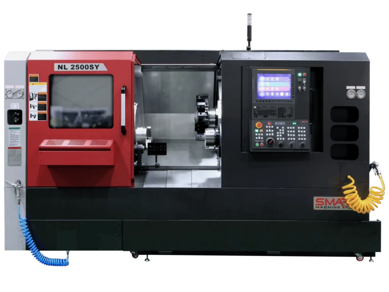 Токарно-фрезерний обробний центр з ЧПК SMART Machine Tool NL 2500SY у червоно-чорному корпусі з інтегрованою стійкою керування та вловлювачем готових деталей