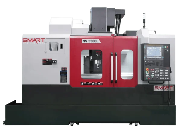 Вертикально-фрезерний обробний центр з ЧПК SMART Machine Tool NV 5500L II у червоно-білому корпусі із зачиненими захисними дверцятами