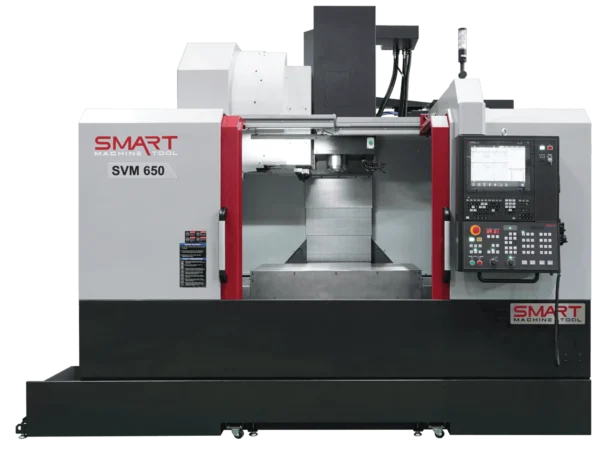 Вертикально-фрезерний обробний центр з ЧПК SMART Machine Tool SVM 650 білого кольору з червоними захисними дверцятами та панеллю керування з екраном