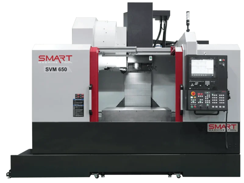 Вертикально-фрезерний обробний центр з ЧПК SMART Machine Tool SVM 650 білого кольору з червоними захисними дверцятами та панеллю керування з екраном